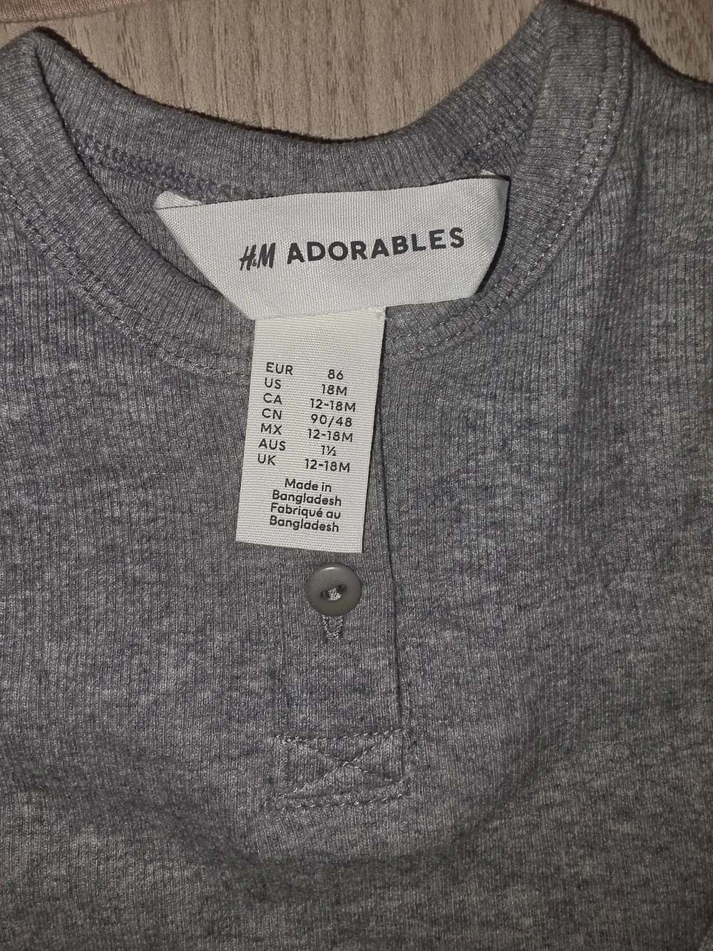 H&M Adorables Two-Pack Long-Sleeve Henley Thermal Shirts - Beige and Gray